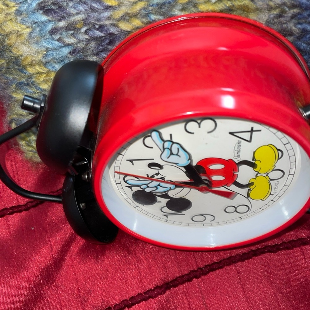 Disney Sunbeam Red Mickey Mouse Alarm Clock vintage - Picture 4 of 7
